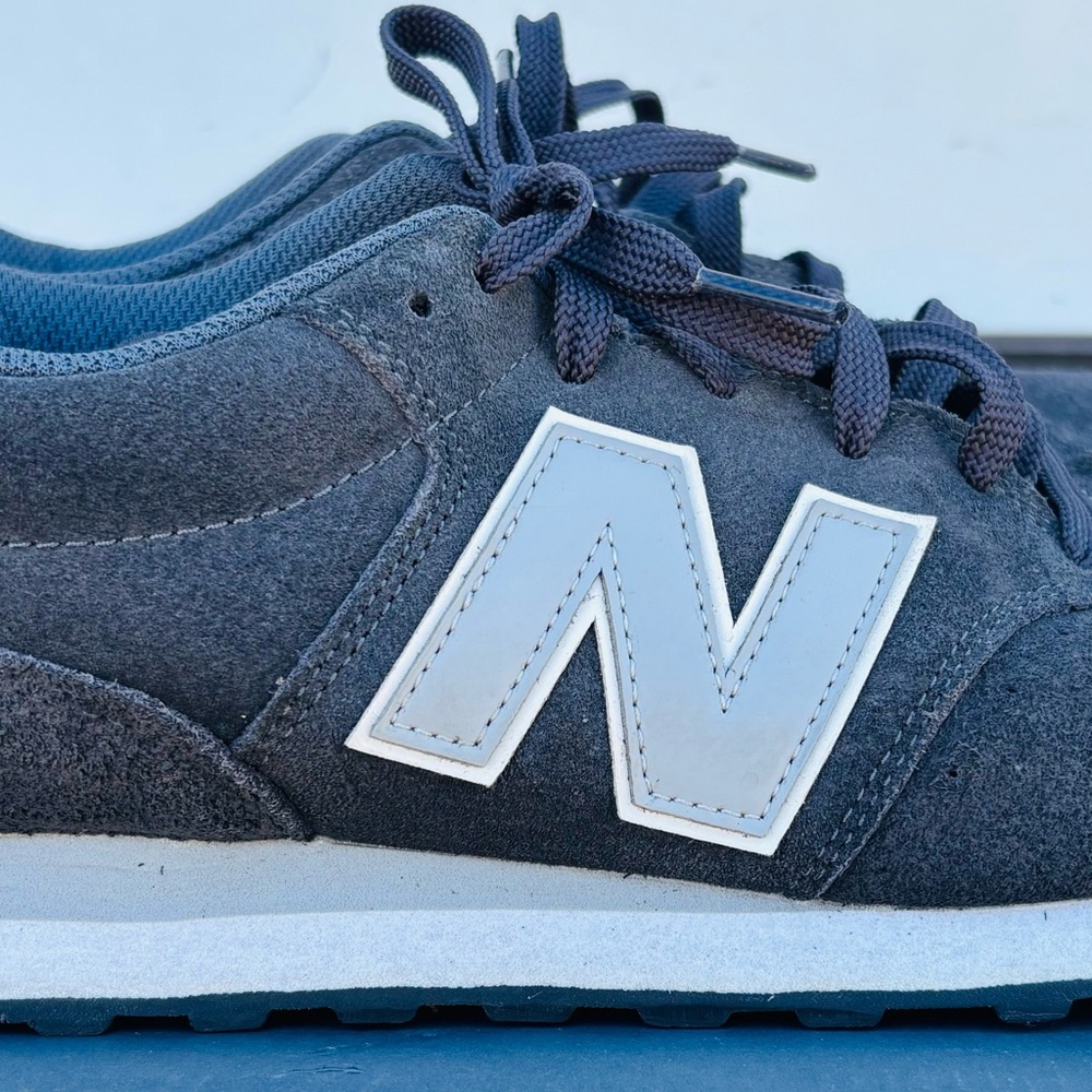 New Balance Men's Dark Gray Suede Sneakers with light gray 'N' Logo - Picture 2 of 8